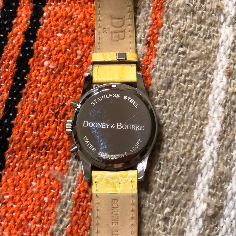 Dooney&Bourke watch - Picture 4 of 8